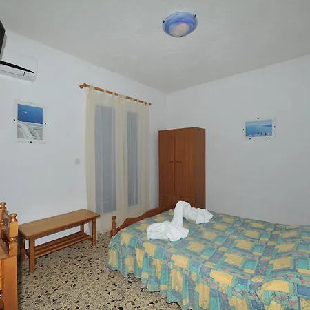 Santa Irini Períssa